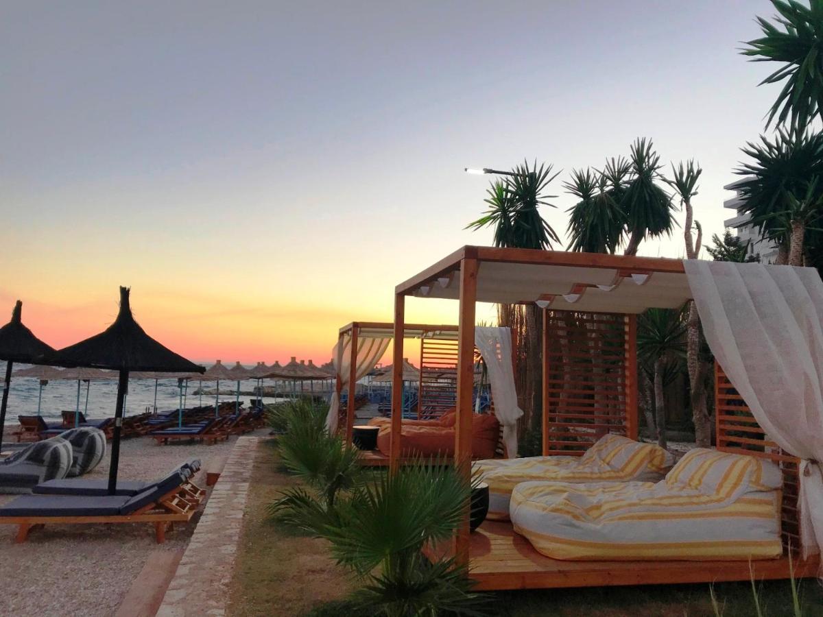 Luxury King And Queen Apartment For Royal Holiday Sarandë Eksteriør billede